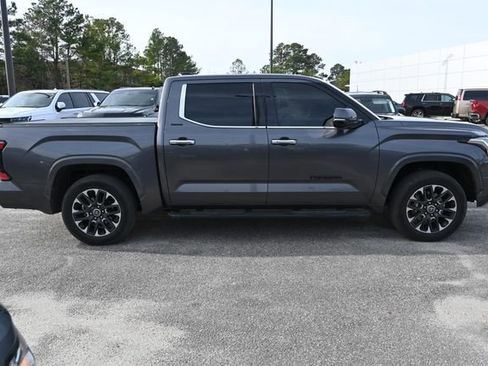 Used 2022 Toyota Tundra Limited image 6