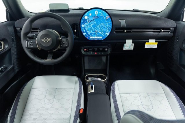 New 2027 MINI Cooper 2-Door Hardtop FWD image 18