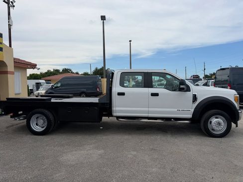 Used 2017 Ford F550 4x4 Crew Cab Super Duty image 6
