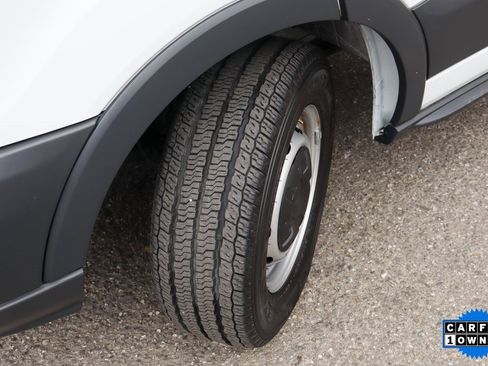 Used 2018 Ford Transit 250 138 image 32