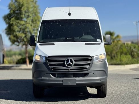 New 2025 Mercedes-Benz Sprinter 2500 image 5