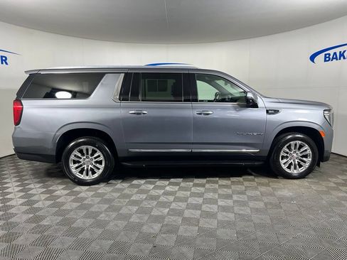 Used 2021 GMC Yukon XL SLT w/ SLT Premium Package AWD/4WD image 7