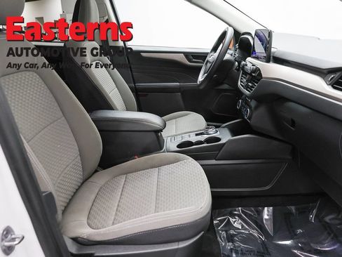 Used 2022 Ford Escape SE AWD/4WD image 25