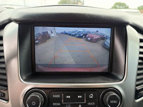 Used 2015 Chevrolet Suburban LT w/ Luxury Package AWD/4WD image 27