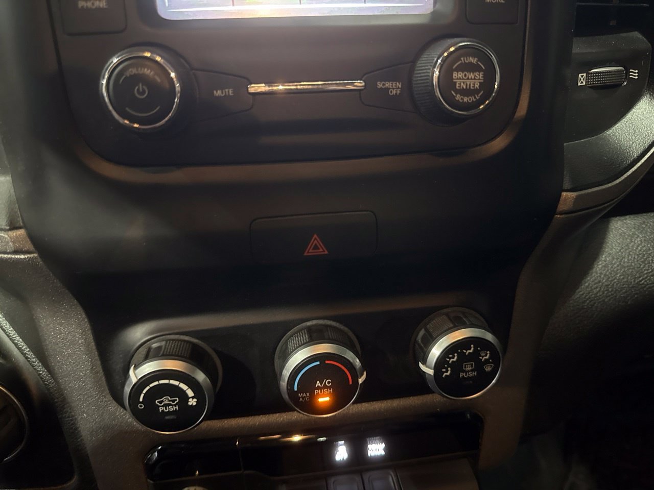 Used 2022 RAM 2500 Tradesman AWD/4WD image 24