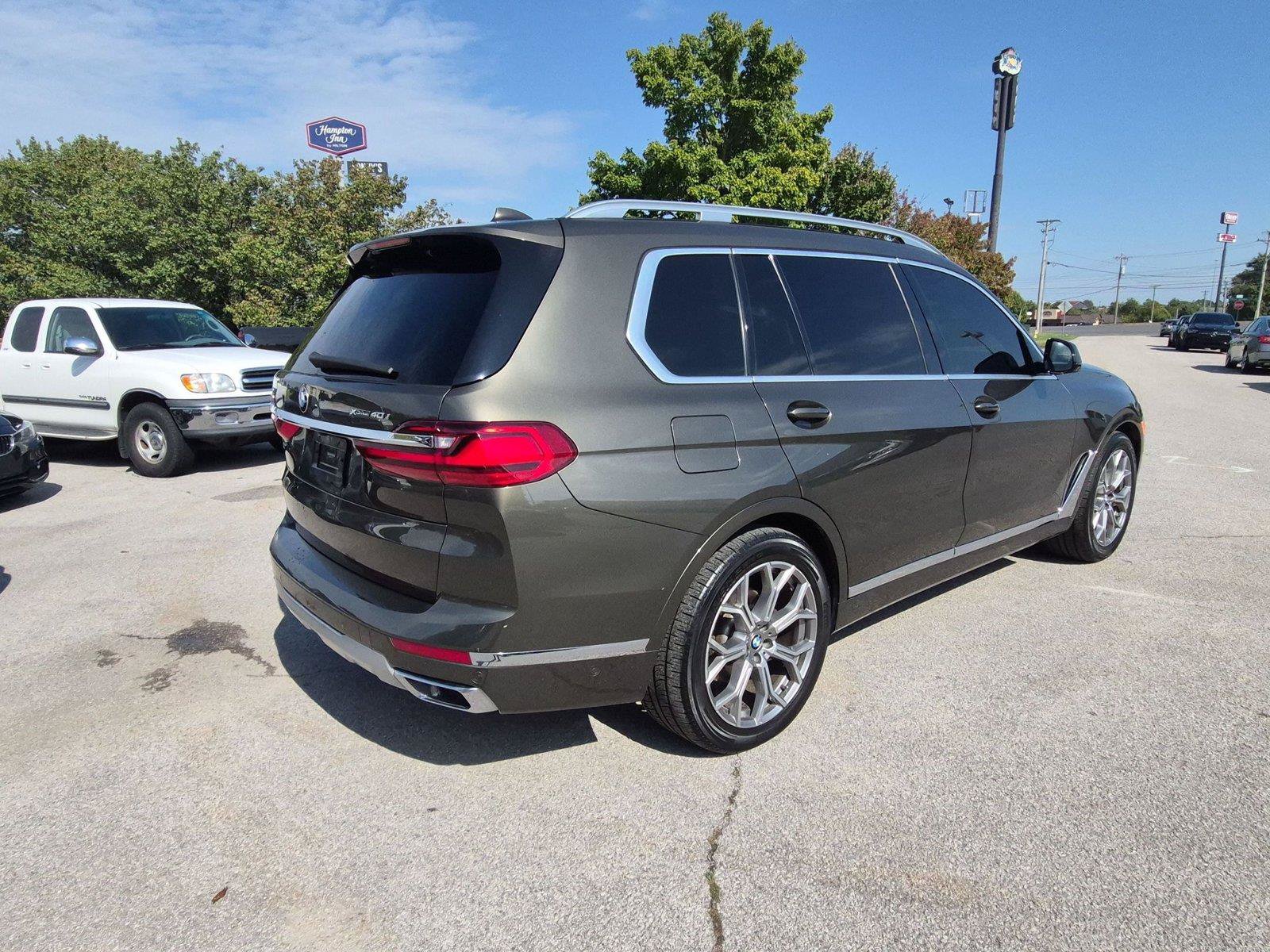 Used 2020 BMW X7 xDrive40i w/ Premium Package AWD/4WD image 5