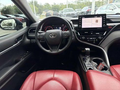 Certified 2021 Toyota Camry XSE FWD image 22