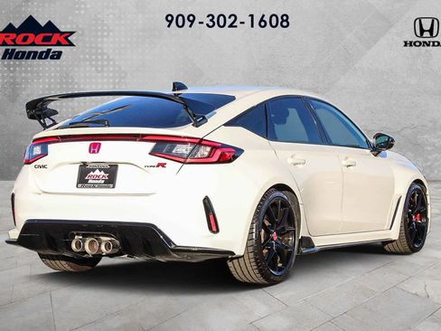 Certified 2023 Honda Civic Type R image 4