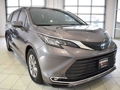 Certified 2021 Toyota Sienna XLE