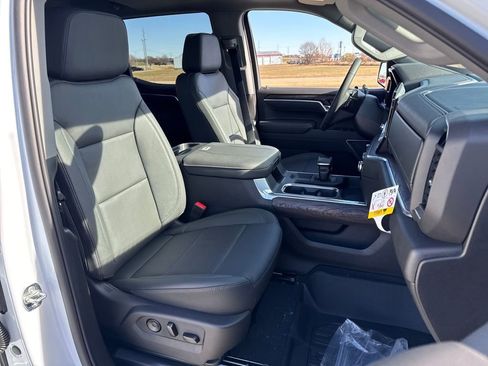 New 2026 GMC Sierra 1500 SLT w/ SLT Premium Plus Package image 14