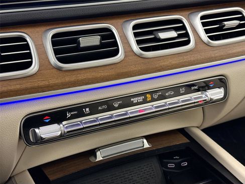 Used 2024 Mercedes-Benz GLE 450 4MATIC image 28