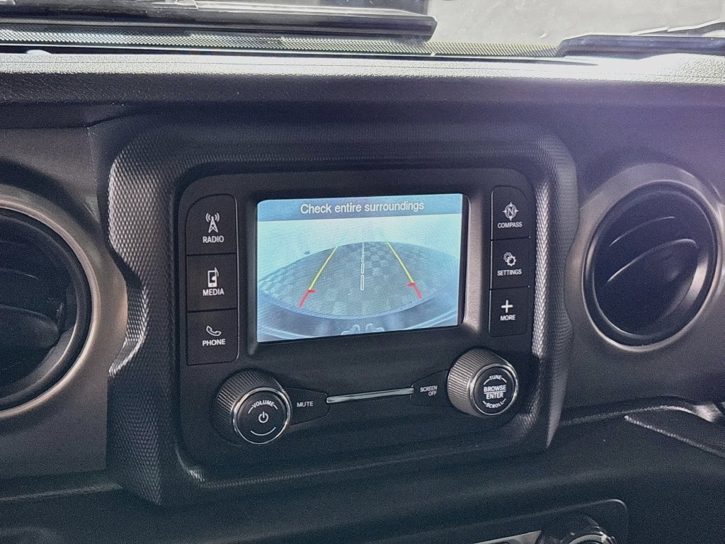 Used 2019 Jeep Wrangler Unlimited Sport S AWD/4WD image 16