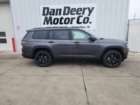 New 2025 Jeep Grand Cherokee L Limited image 13