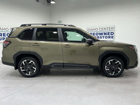 New 2026 Subaru Forester Limited image 9