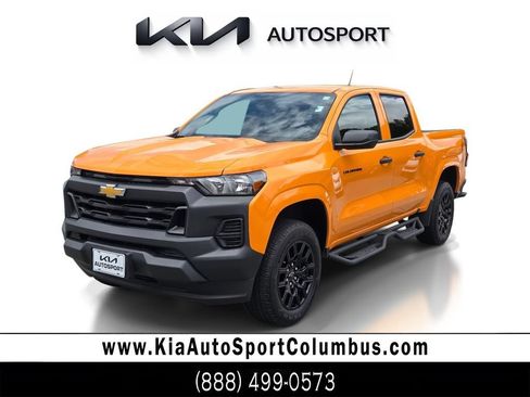 Used 2025 Chevrolet Colorado W/T w/ WT Custom Package RWD image 1