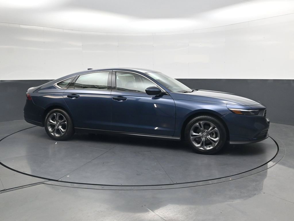 Used 2024 Honda Accord EX image 4