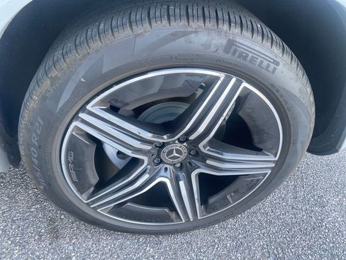 Certified 2024 Mercedes-Benz GLE 450 4MATIC image 9