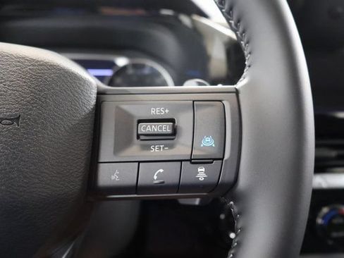 New 2026 Nissan Pathfinder SV AWD/4WD image 18
