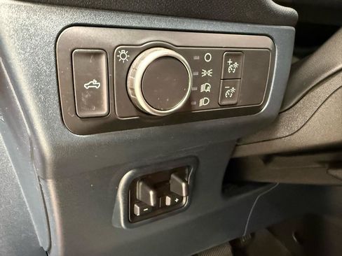 Used 2022 Ford Maverick Lariat w/ Lariat Luxury Package AWD/4WD image 13