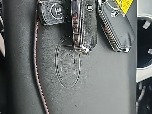 Used 2019 Kia Stinger GT1 image 27