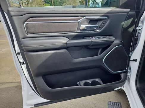 New 2026 RAM 1500 Laramie w/ Laramie Preferred Package AWD/4WD image 11
