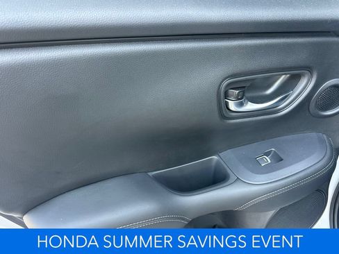 Used 2024 Honda HR-V EX-L image 12
