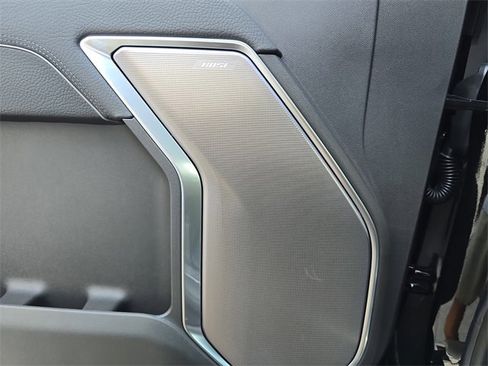 New 2025 GMC Sierra 2500 Denali w/ Denali Reserve Package image 19