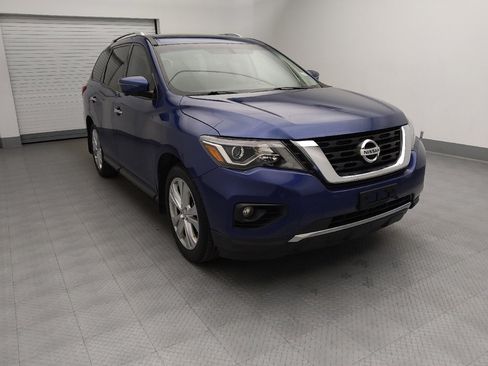 Used 2019 Nissan Pathfinder SL w/ SL Premium Package AWD/4WD image 14