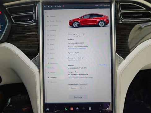 Used 2016 Tesla Model X 90D image 50