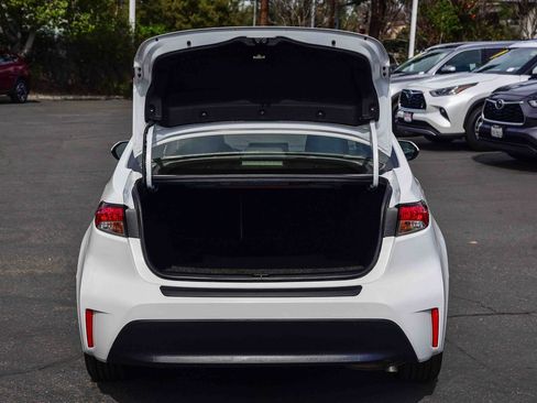 Certified 2023 Toyota Corolla LE image 31