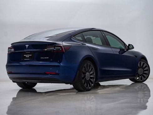 Used 2021 Tesla Model 3 Performance AWD/4WD image 9