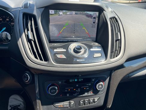 Used 2017 Ford Escape Titanium w/ Equipment Group 301A AWD/4WD image 14