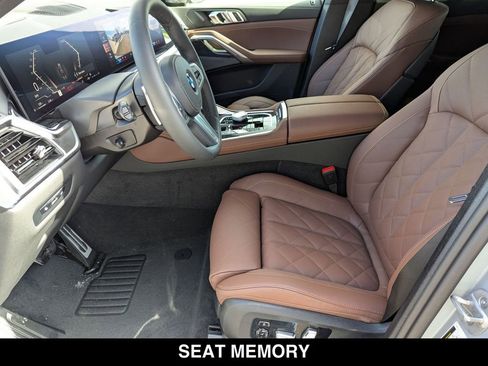 New 2026 BMW X6 xDrive40i w/ Executive Package AWD/4WD image 16