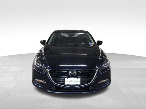 Used 2018 MAZDA MAZDA3 Grand Touring w/ Premium Equipment Package FWD image 6