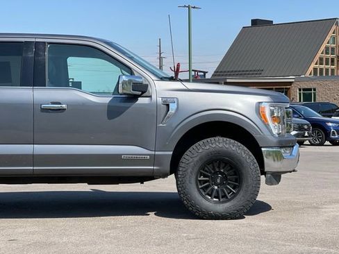 Used 2022 Ford F150 Lariat AWD/4WD image 9