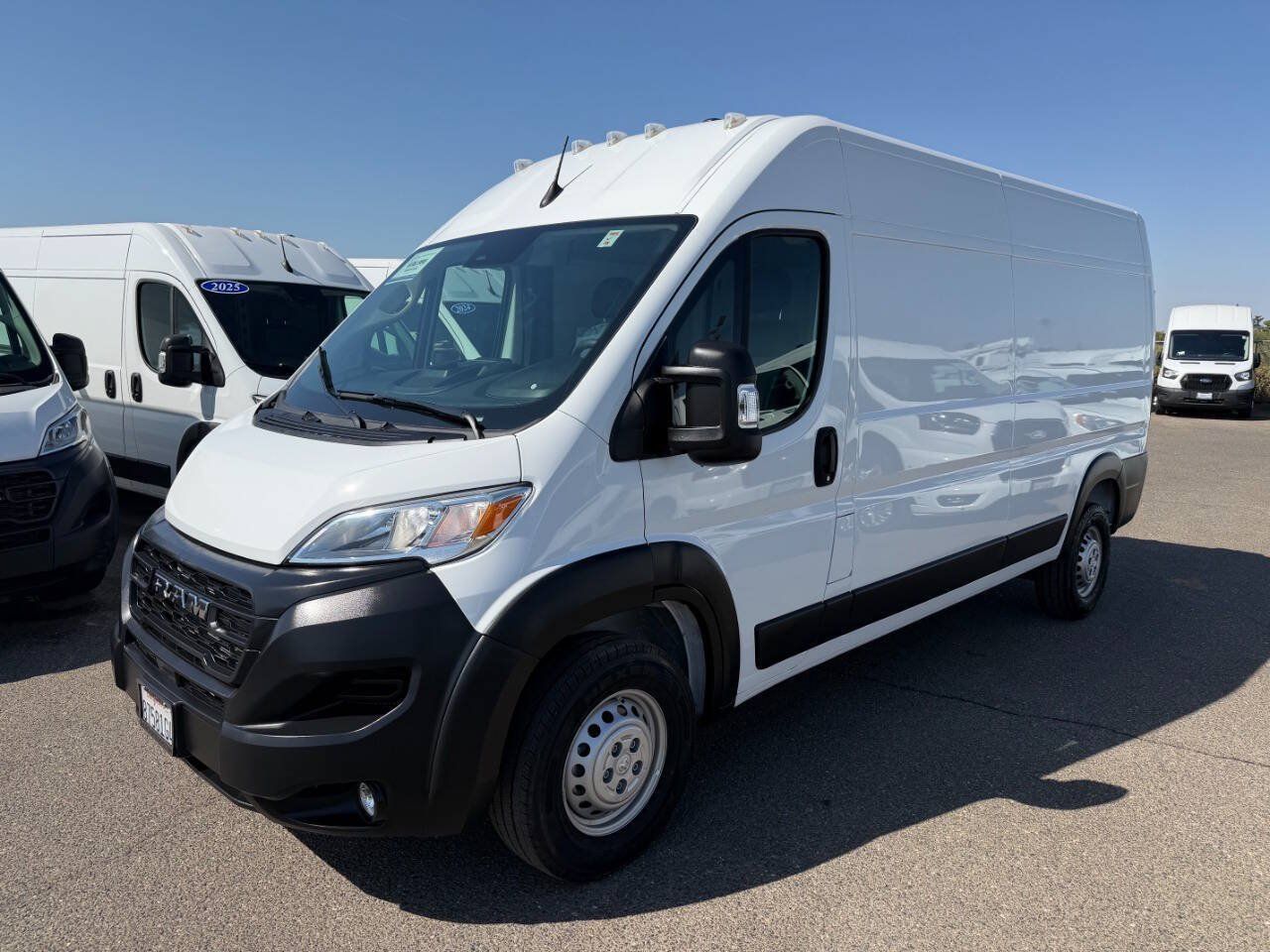 Used 2026 RAM ProMaster 2500 w/ Convenience Group FWD image 4