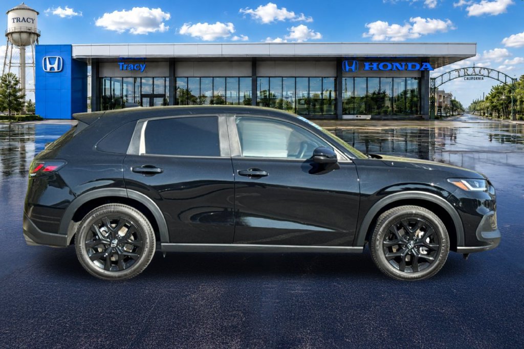 Certified 2023 Honda HR-V Sport image 4