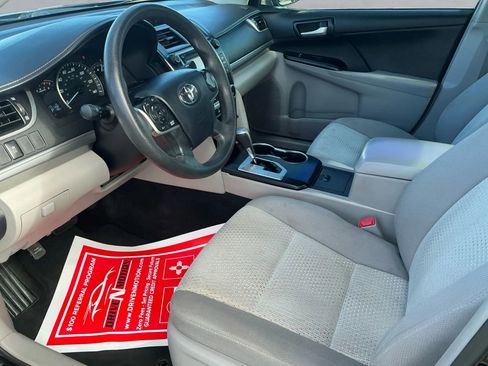 Used 2014 Toyota Camry LE image 13