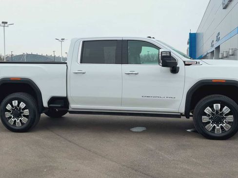 Certified 2024 GMC Sierra 2500 Denali w/ Denali Reserve Package image 9