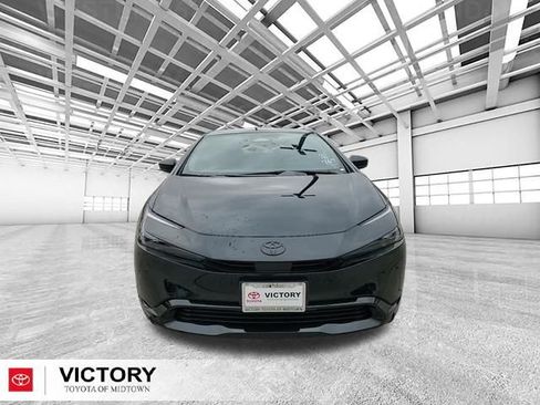 New 2026 Toyota Prius Plug-In Hybrid FWD image 8