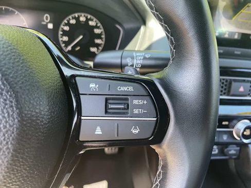 Used 2023 Honda Civic Sport image 32
