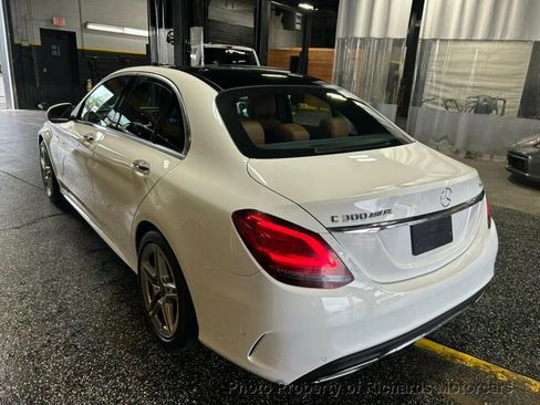 Used 2020 Mercedes-Benz C 300 4MATIC Sedan image 5