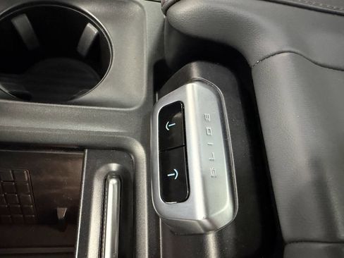 Used 2025 Ford Expedition Active AWD/4WD image 12