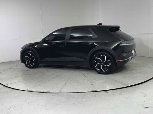 Used 2024 Hyundai Ioniq 5 SE image 4