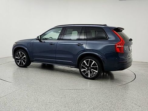 Used 2023 Volvo XC90 T8 Plus w/ Protection Package Premier AWD/4WD image 7