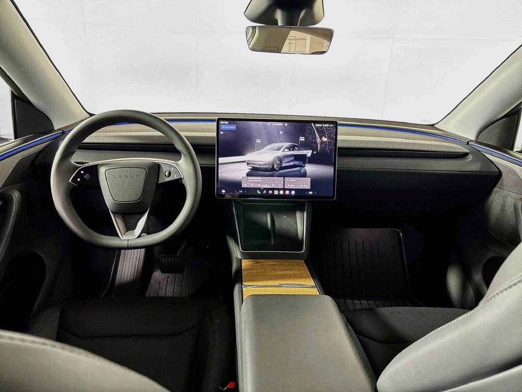 Used 2026 Tesla Model Y Long Range AWD/4WD image 12
