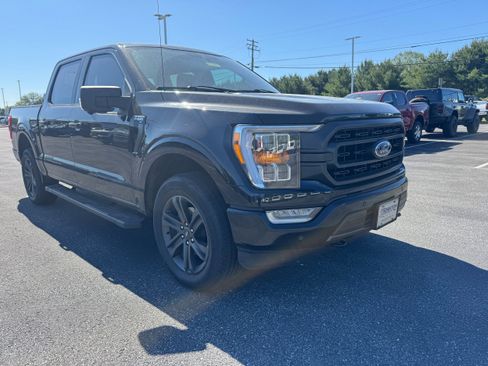 Used 2021 Ford F150 XLT w/ Equipment Group 302A High AWD/4WD image 6