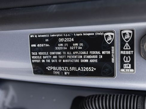 Used 2024 Lamborghini Urus S AWD/4WD image 21