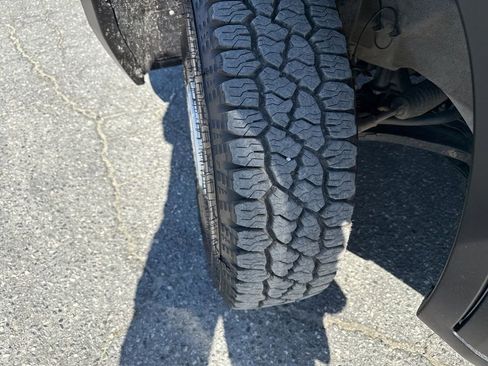 Used 2025 RAM ProMaster 2500 w/ Convenience Group image 27