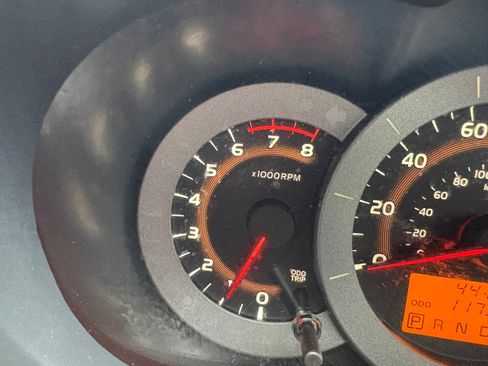 Used 2012 Toyota RAV4 4WD w/ Value Pkg image 27